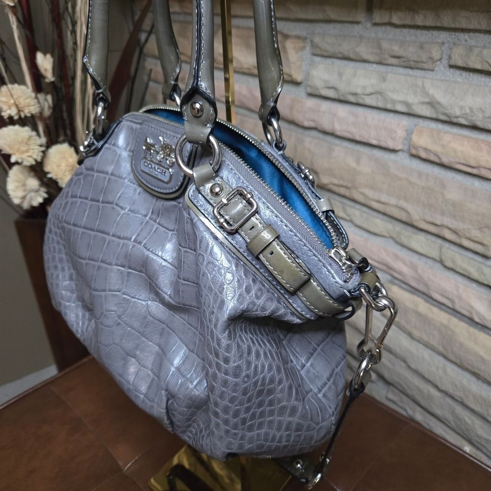 🐢 COACH Sophia. Gray Croc Embossed Chain Link Versitile Bag - Picture 5 of 14